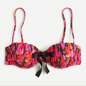 NWT Floral Bikini Top
